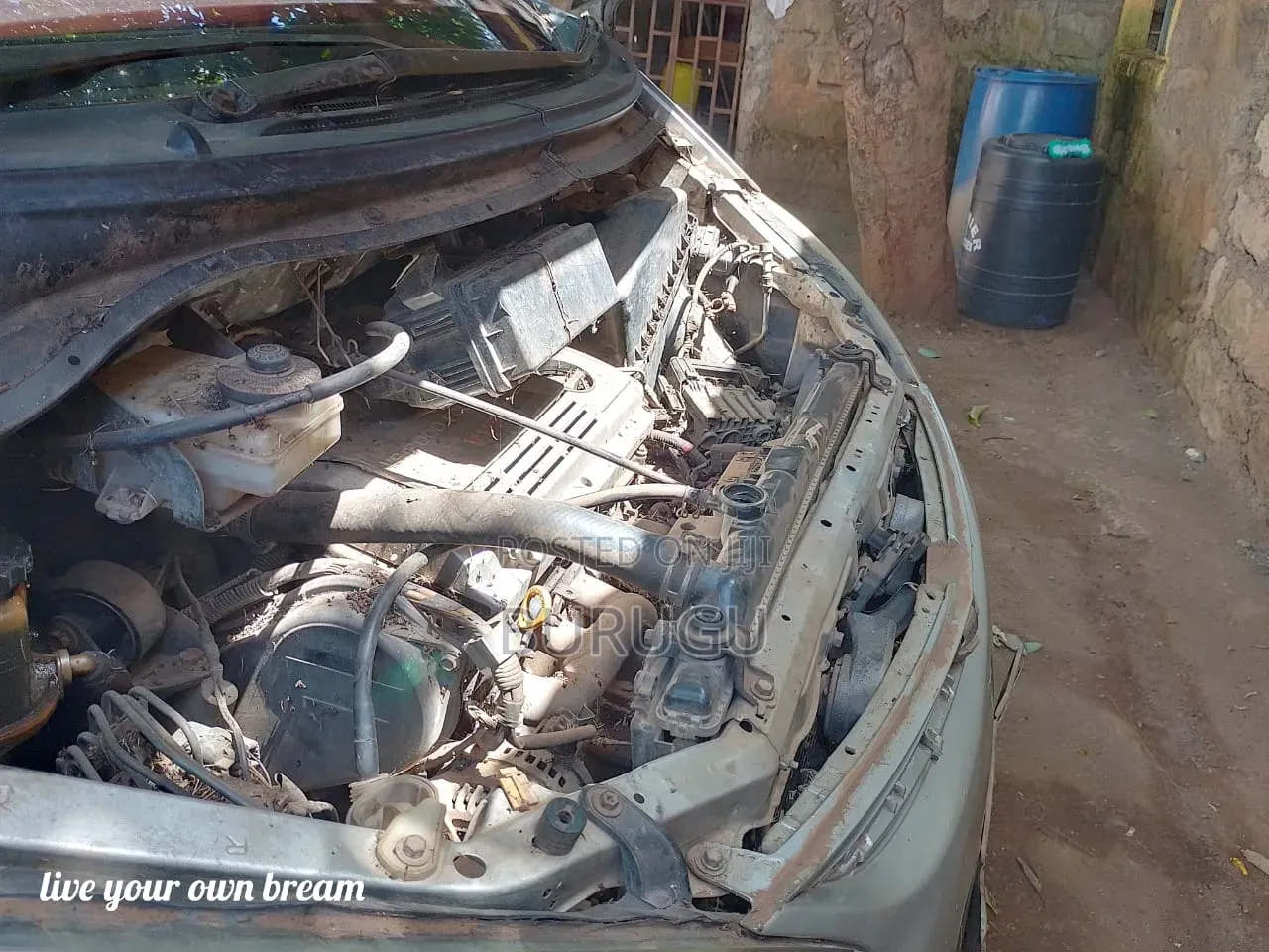 Toyota Estima 2001 Silver