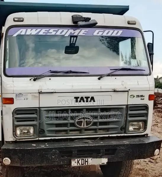 Tata Tipper - thumbnail 4