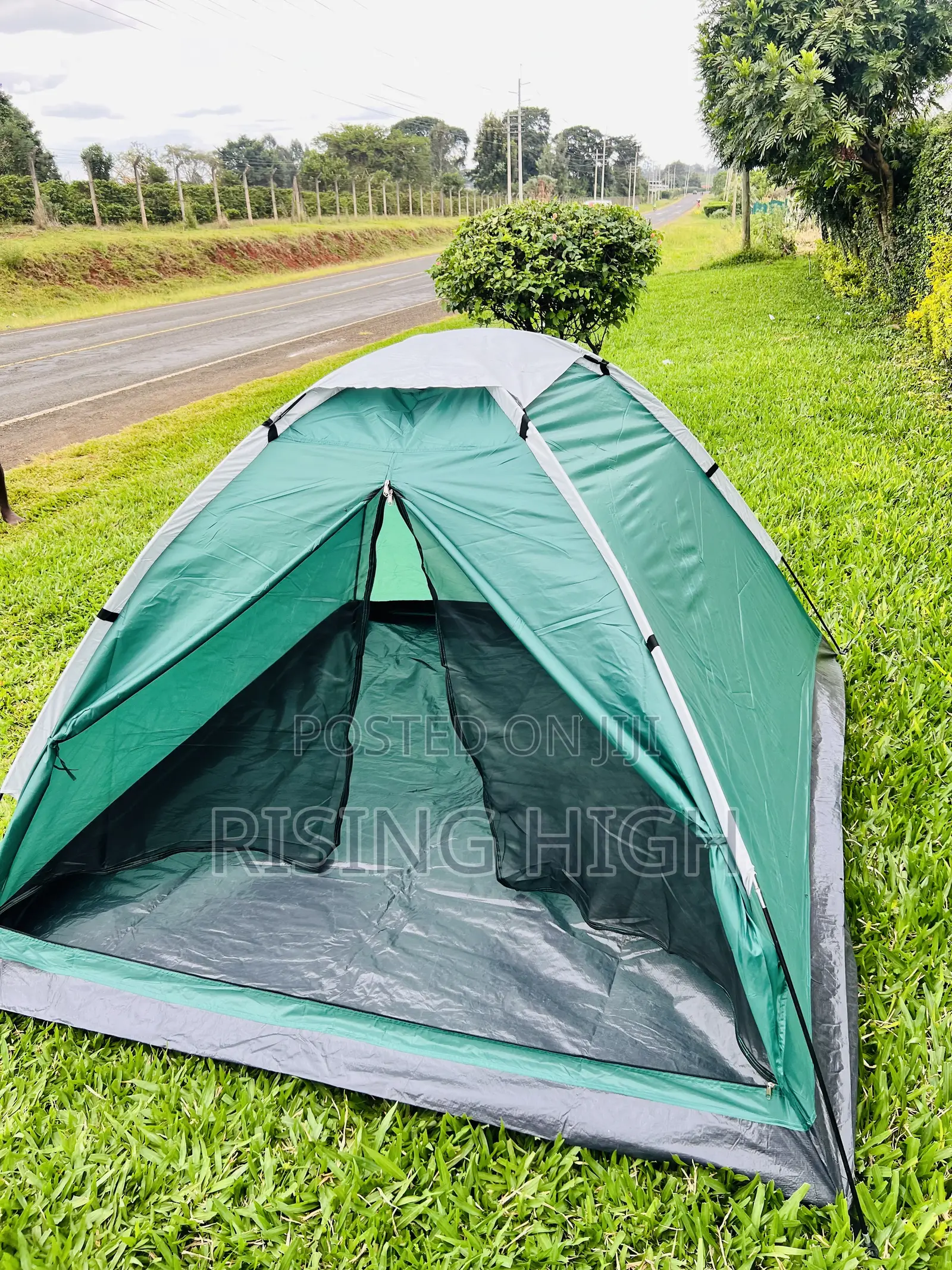 Family Camping Tent for 4 People – Rainproof Wind Resistant