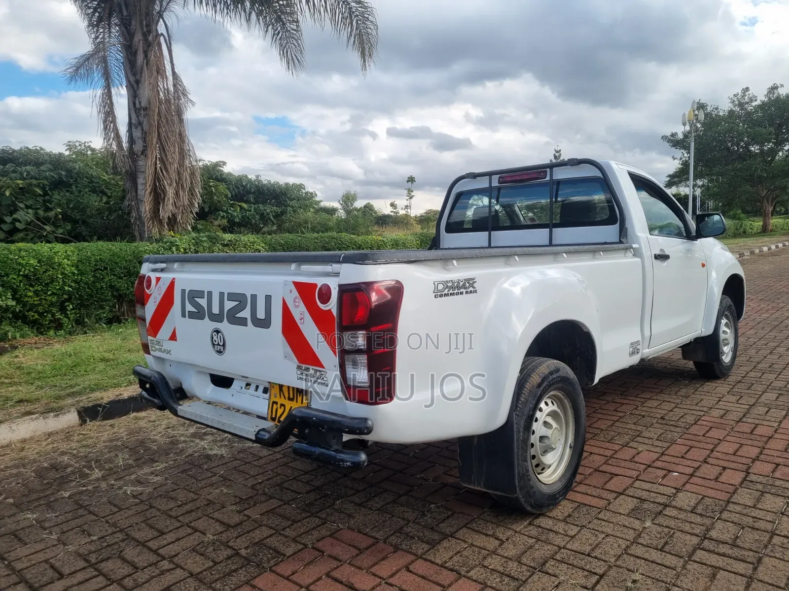 Isuzu D-MAX 2024 Off white