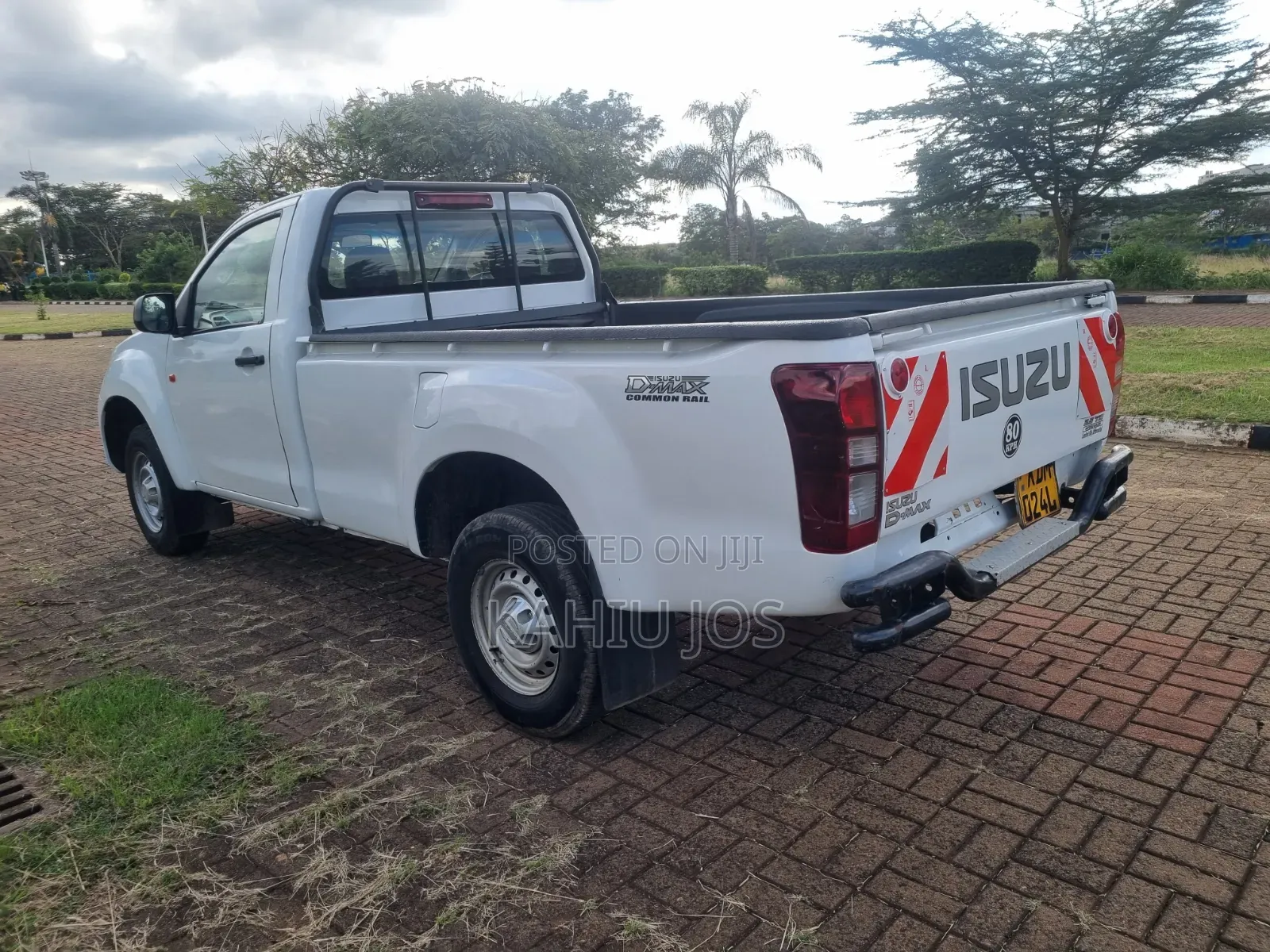 Isuzu D-MAX 2024 Off white