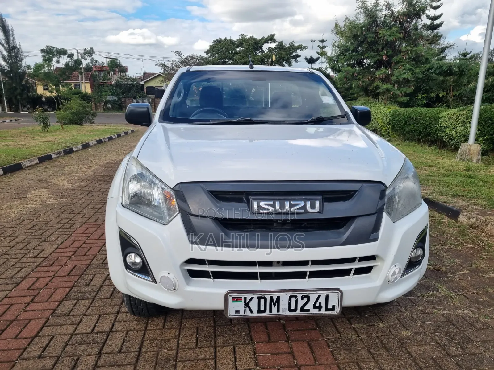 Isuzu D-MAX 2024 Off white