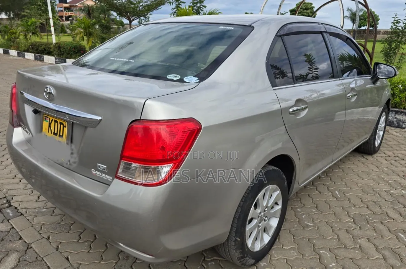 Toyota Axio 2014 Gold