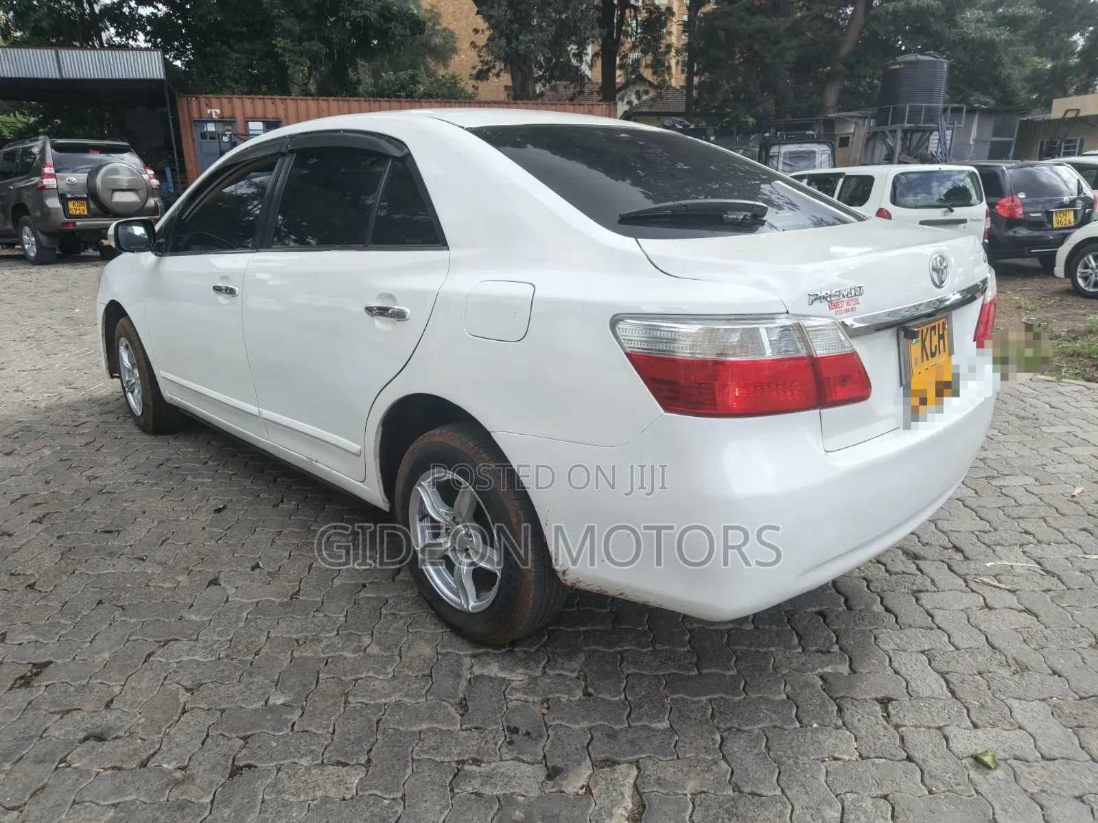 Toyota Premio 2010 White