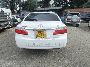 Toyota Premio 2010 White