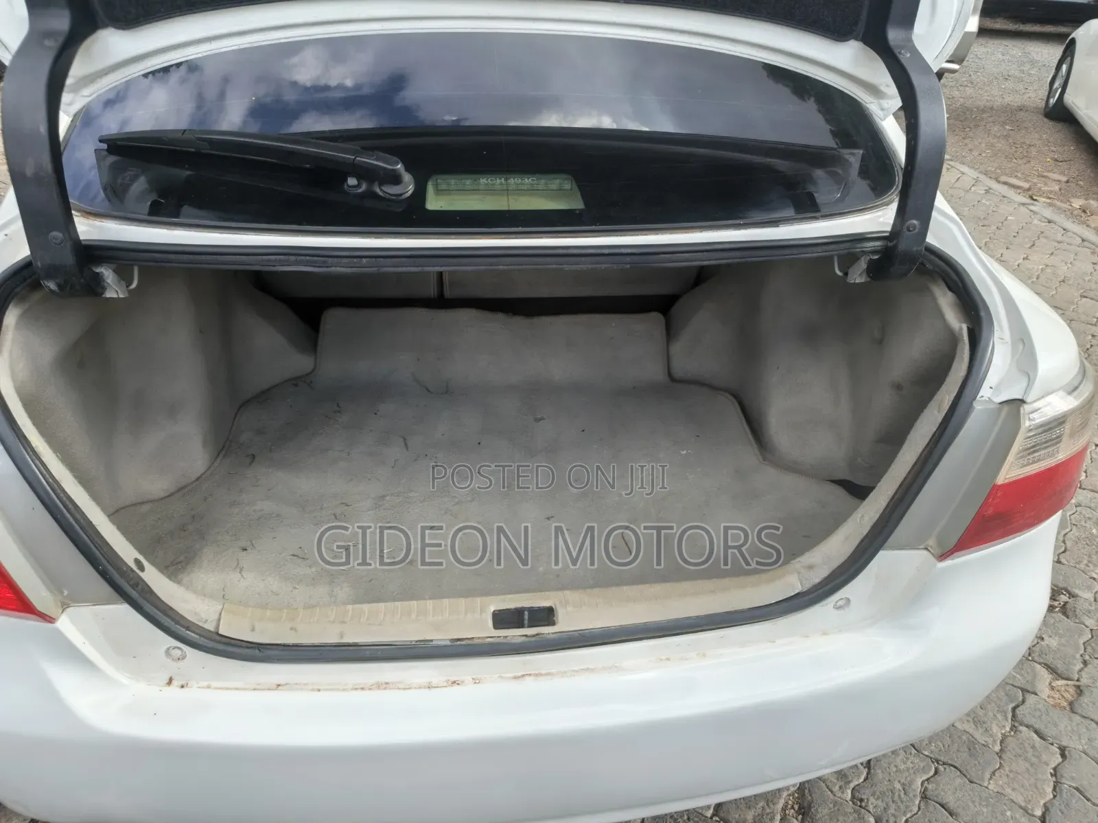 Toyota Premio 2010 White