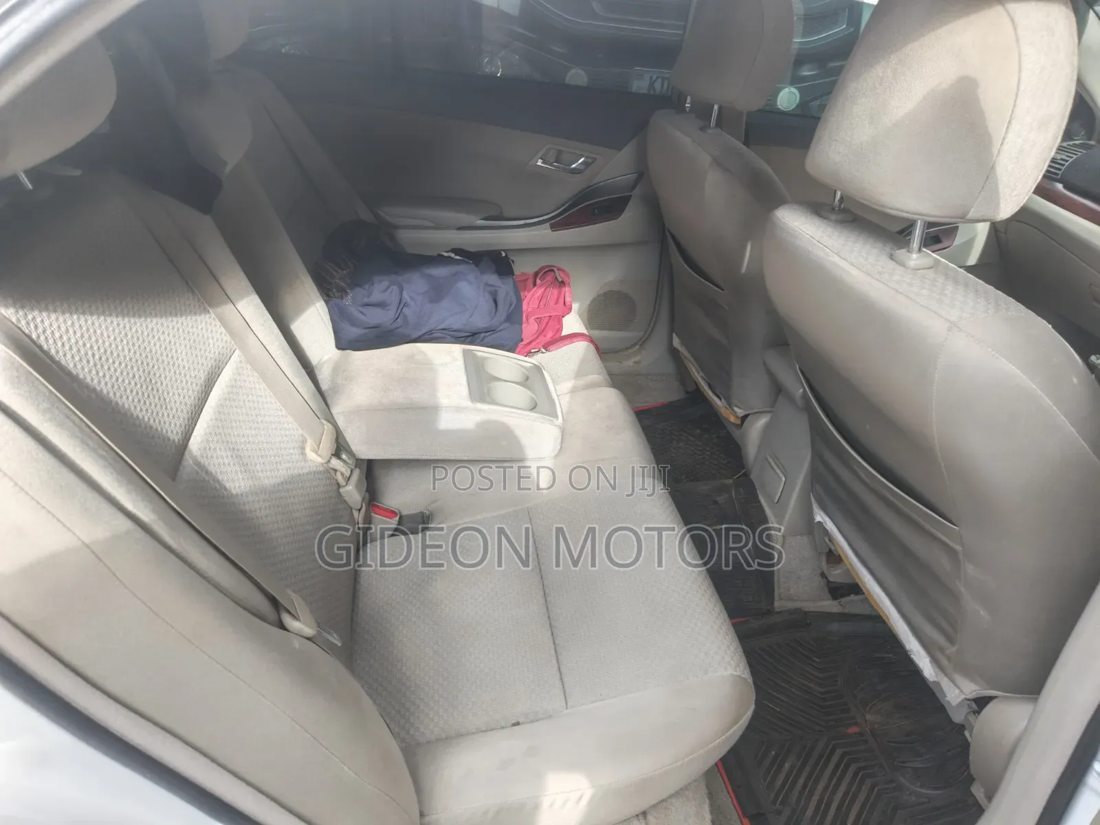Toyota Premio 2010 White