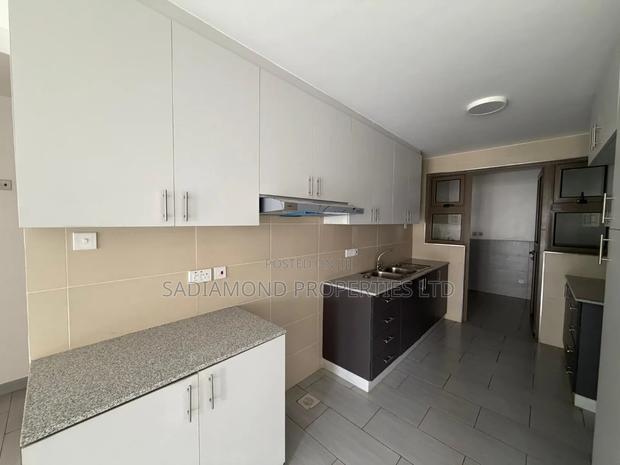 2bdrm Apartment in Riverside Drive for rent - thumbnail 2