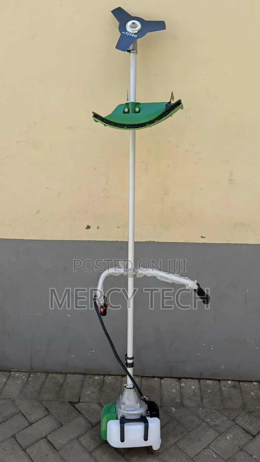 Oasis 2-stroke Brush Cutter