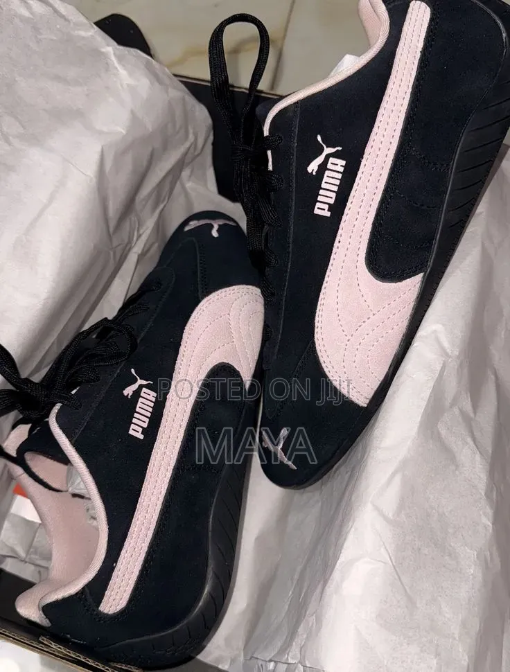 Puma Sneakers