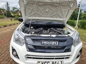 Isuzu D-MAX 2014 White