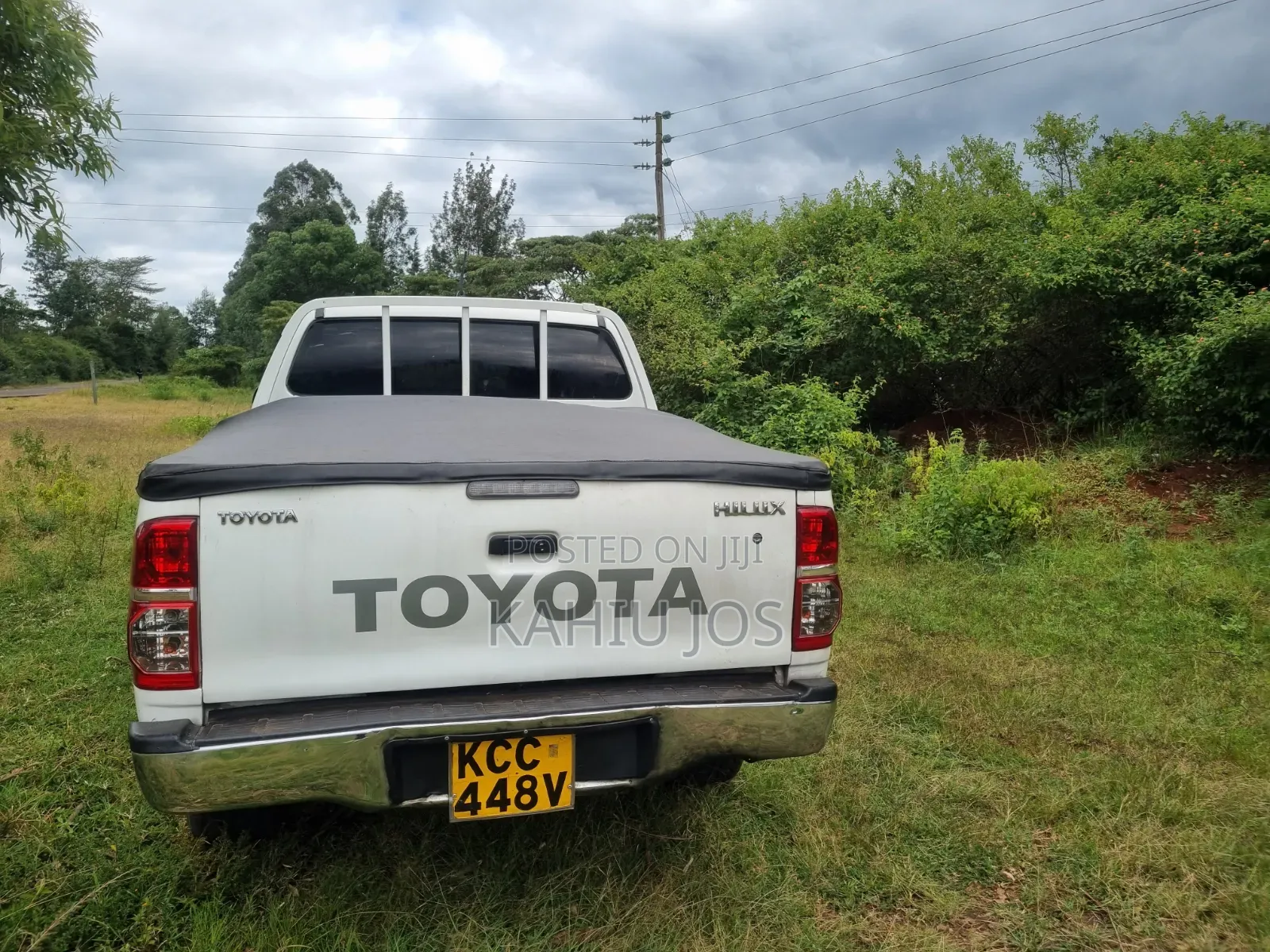Toyota Hilux 2014 White