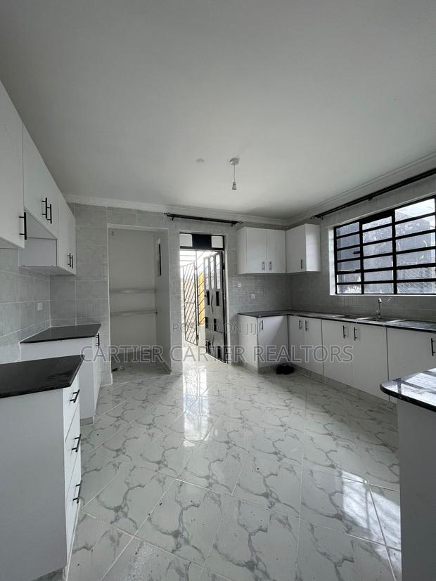 3bdrm Bungalow in Kitengela for sale