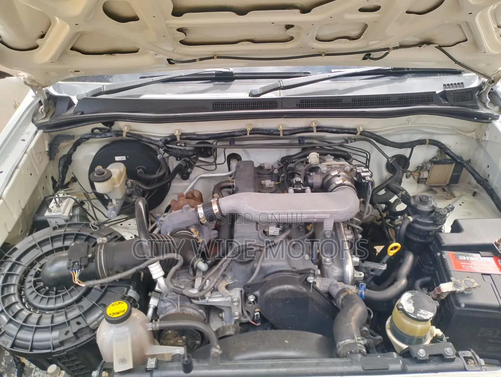 Toyota Hilux 2014 White