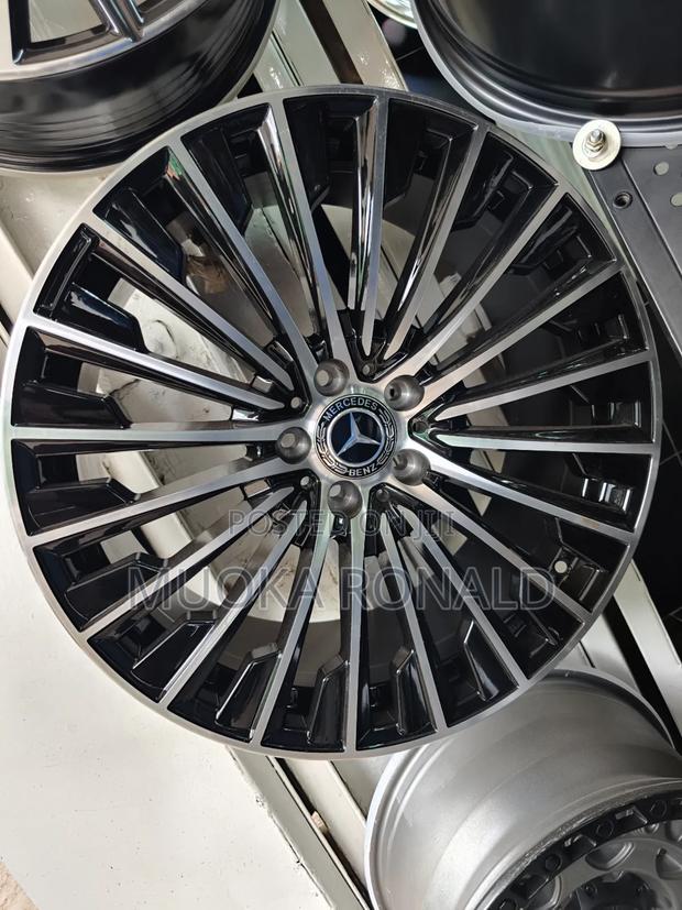 Mercedes Benz Rims 20inches