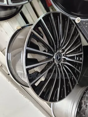 Mercedes Benz Rims 20inches
