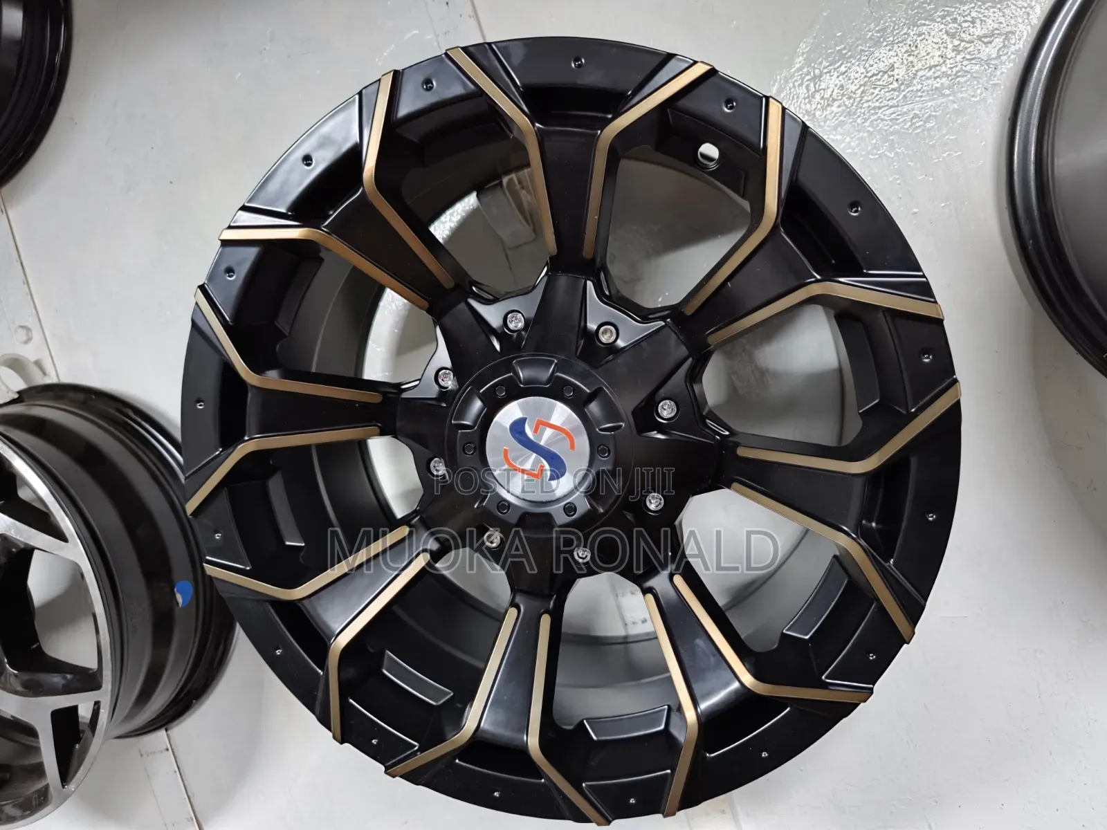 Hilux Surf Rims 16inches