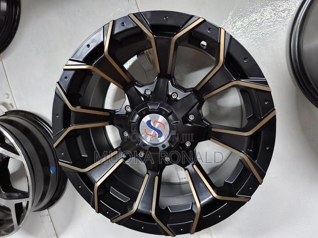Hilux Surf Rims 16inches - thumbnail 2