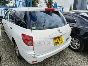 Nissan Advan 2015 White