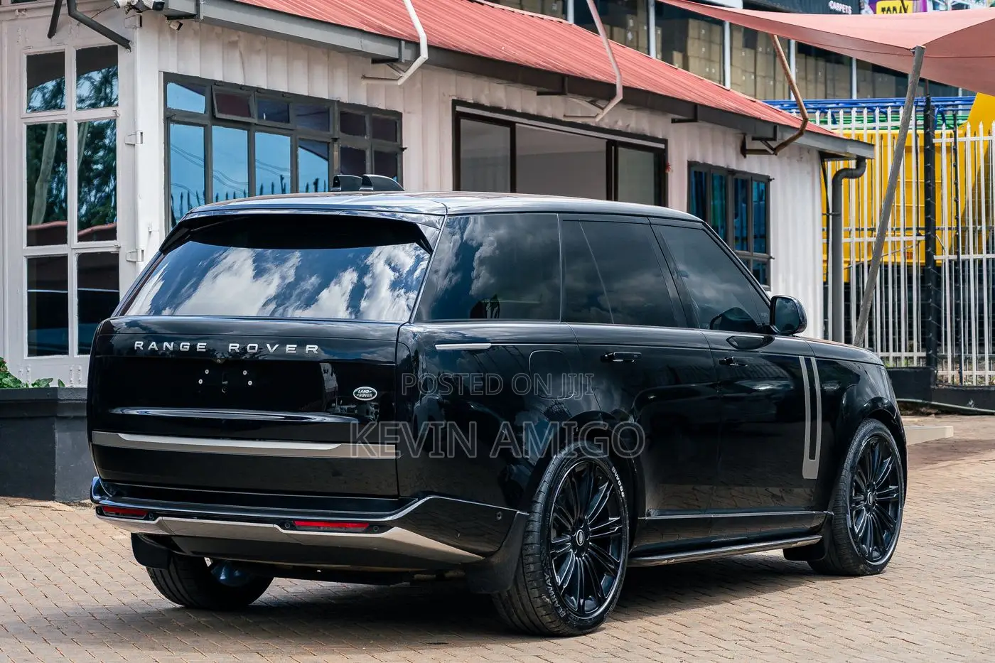 Land Rover Range Rover Vogue 2022 Black
