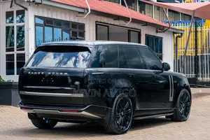Land Rover Range Rover Vogue 2022 Black