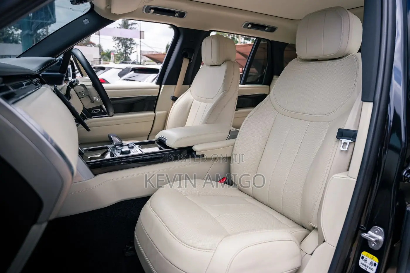 Land Rover Range Rover Vogue 2022 Black