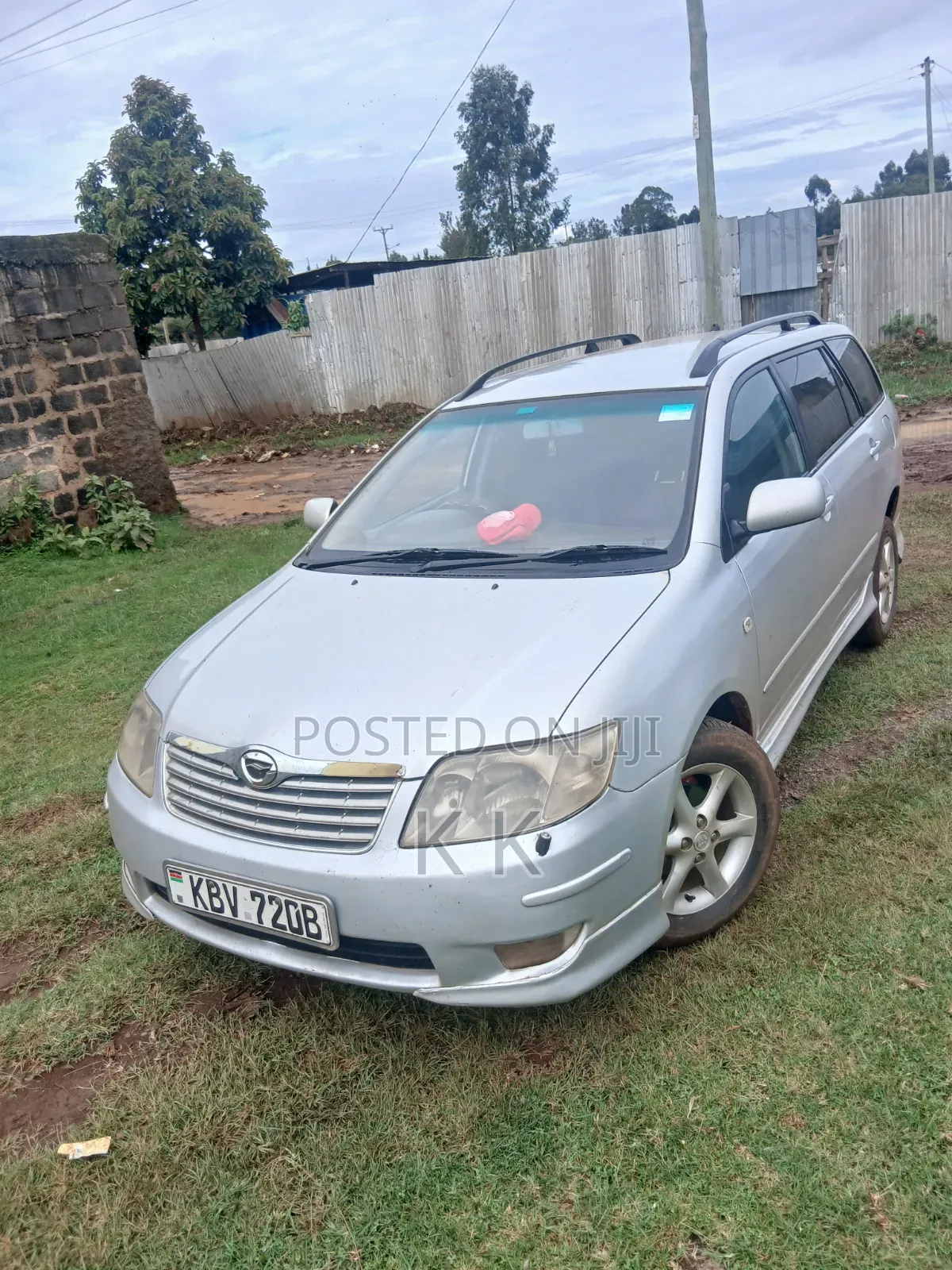 Toyota Corolla Fielder 1.5 Petrol FWD 2012 Silver