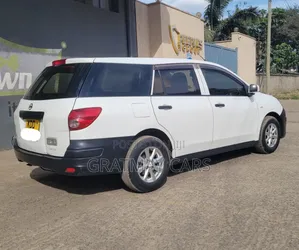 Nissan Advan 2014 White