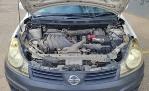 Nissan Advan 2014 White