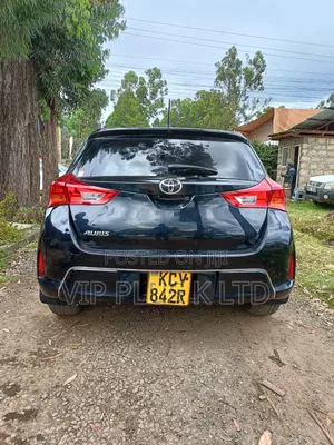 Toyota Auris 2013 Black