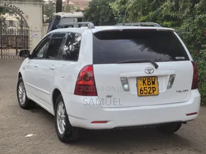 Toyota Corolla Fielder 2006 White