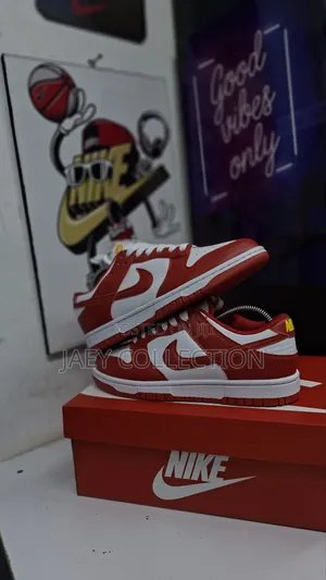 Nike Sb Dunk Red Size 37-45