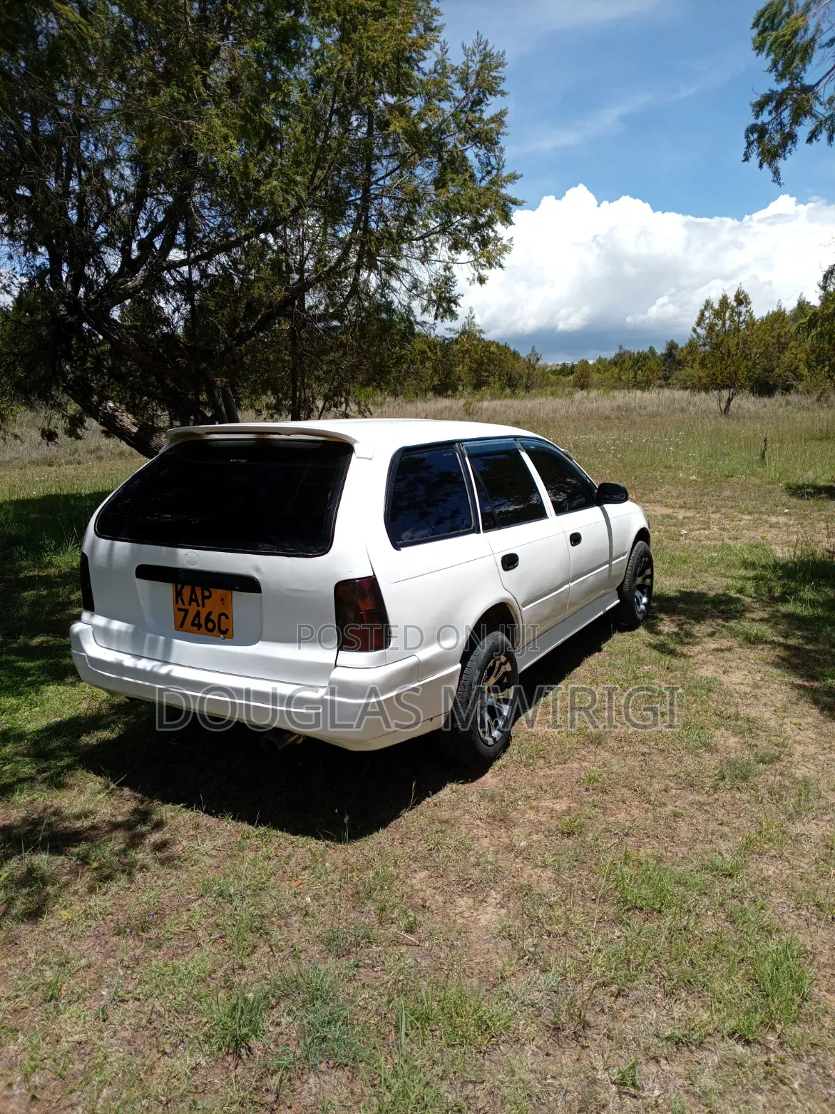 Toyota Corolla 1993 White