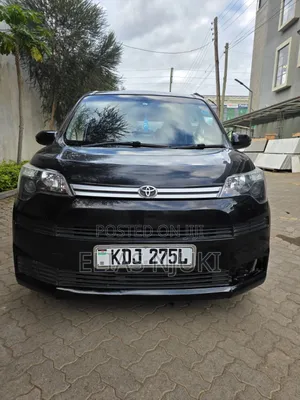 Toyota Spade 1.5 2016 Black