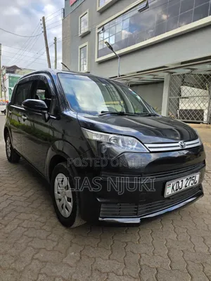 Toyota Spade 1.5 2016 Black