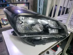 Toyota Vitz 2015 Headlight