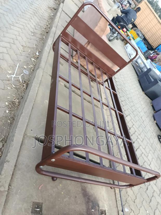4by6 Single Bed Metallic for Sell