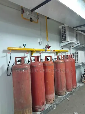 Modern Commercial Kitchen Gas Piping