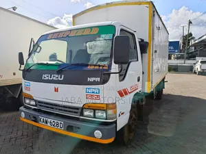 Make:Isuzu Model:Npr- Closed Body. Engine:4.3