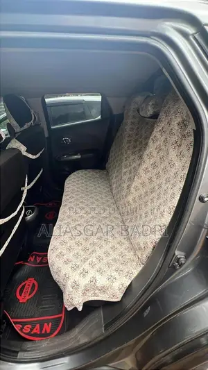 Nissan Juke 2011 Silver