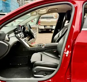 Mercedes-Benz C200 2018 Red