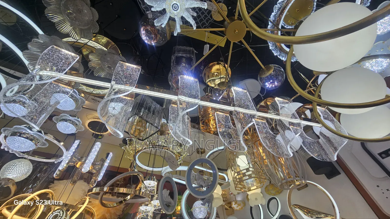 Straight Bar Ceiling Light
