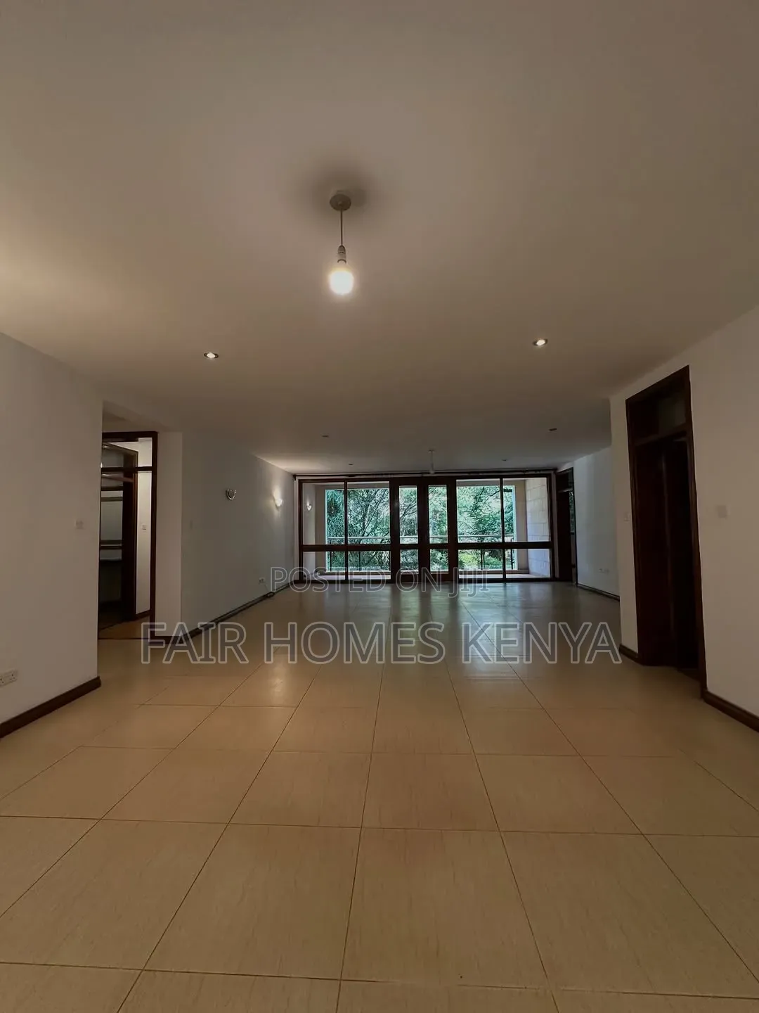 3bdrm Apartment in Riverside Drive for rent