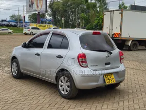 Nissan March 2012 Silver