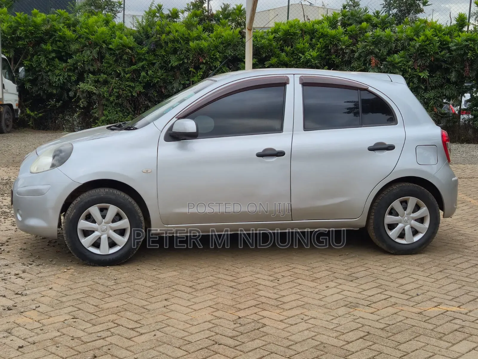 Nissan March 2012 Silver