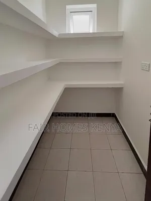 2bdrm Apartment in Hatheru Road, Muthangari for rent