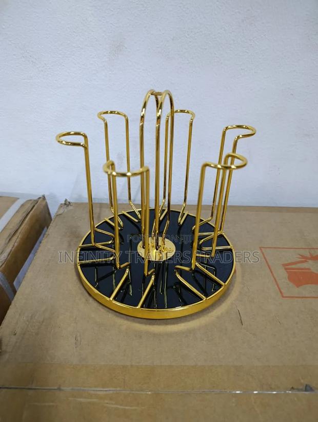 Rotatable Glass Holder Rack