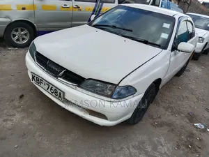 Toyota Carina 2001 White