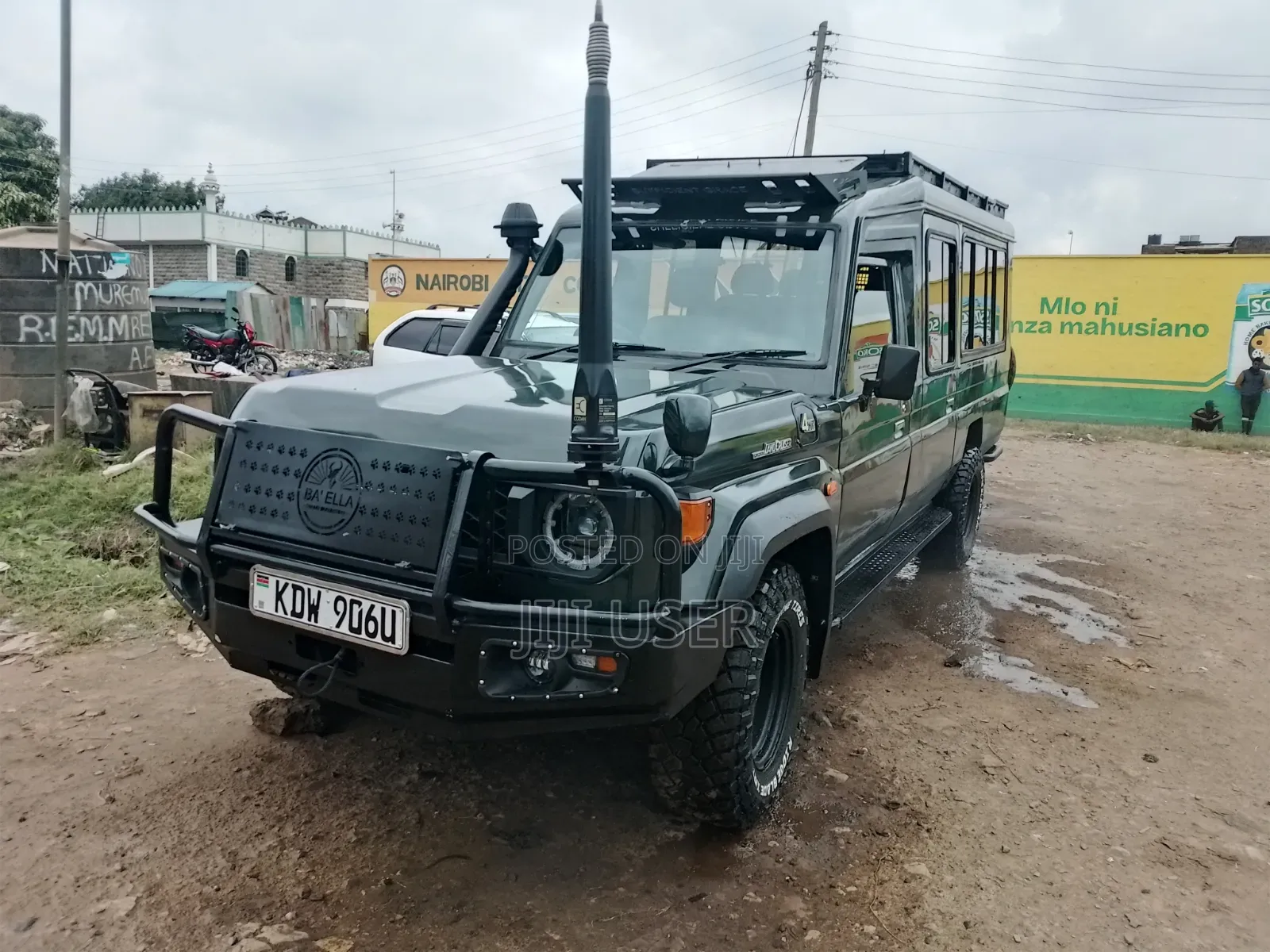 Land Cruiser Tour Van For Hire