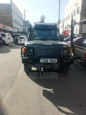 Land Cruiser Tour Van For Hire